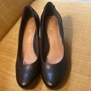 Clark’s Femme Leather Platform Heel 7.5M Black Leather